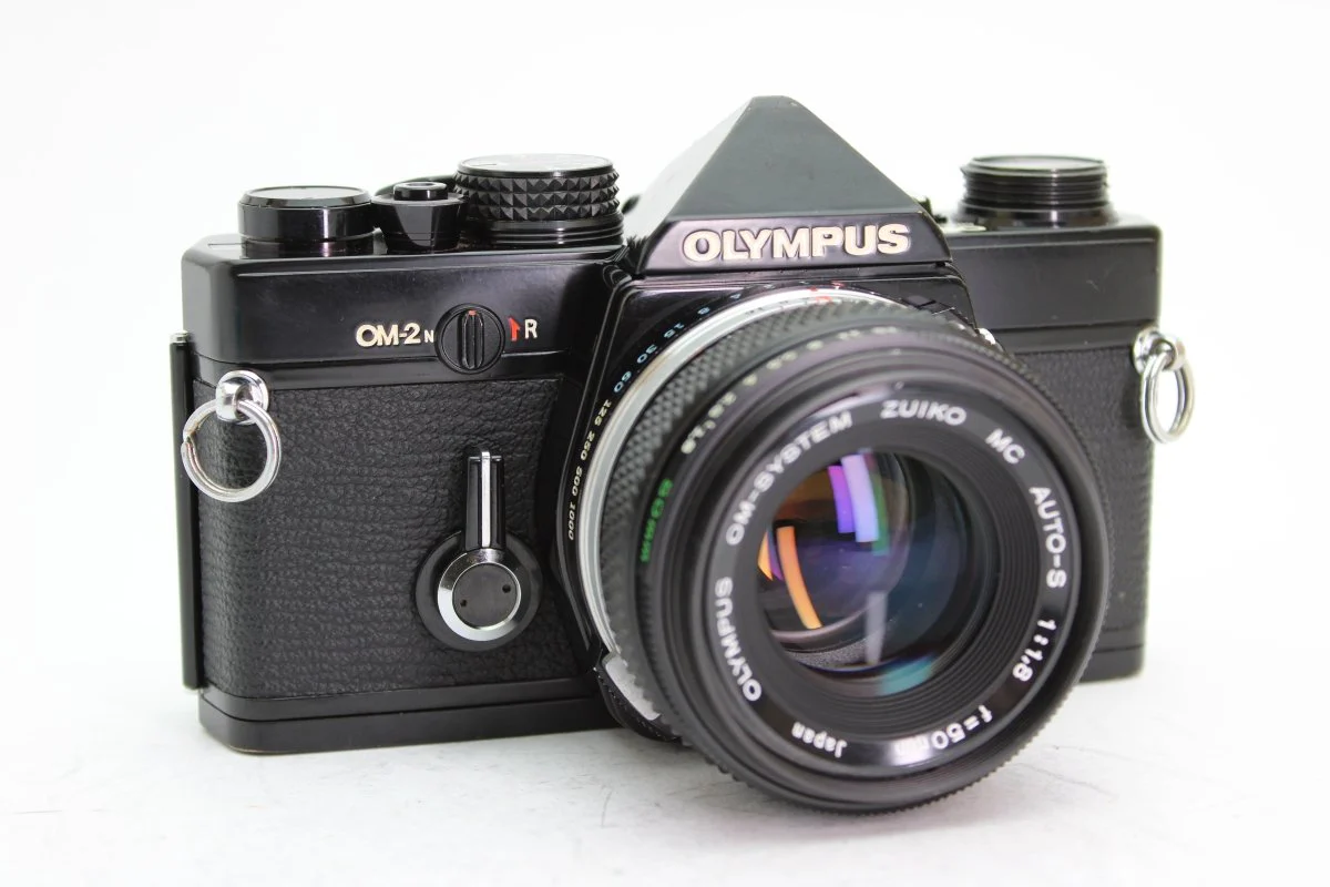 Film Camera for Beginners 2025: Olympus OM‑2